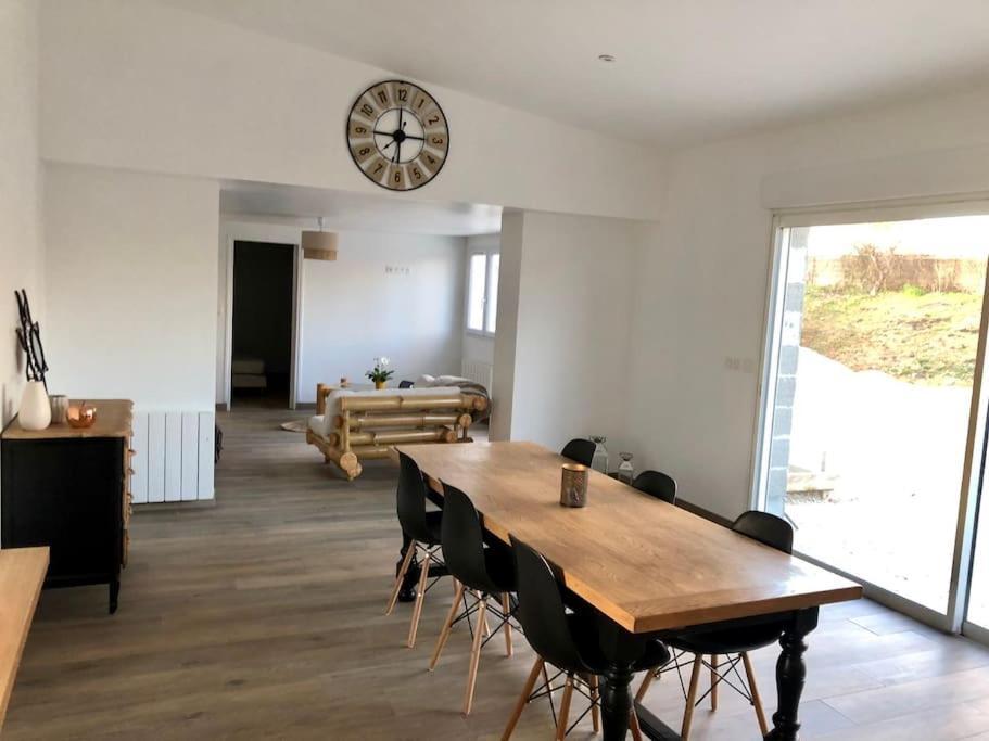 Logement De Plain-Pied Avec Jardin, Terrasse Gurgy Εξωτερικό φωτογραφία